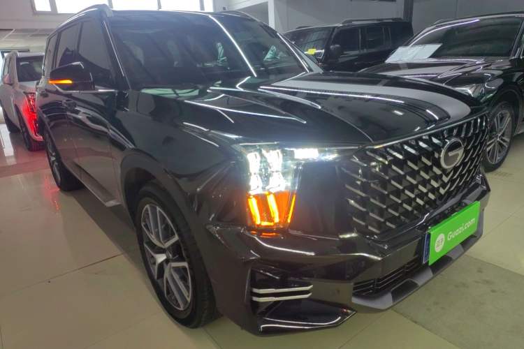 Used GAC Trumpchi GS8 2025 Linghang Series 2.0 TGDI Two-Wheel-Drive Luxury Edition 5 Seats Front Right 45 Deg