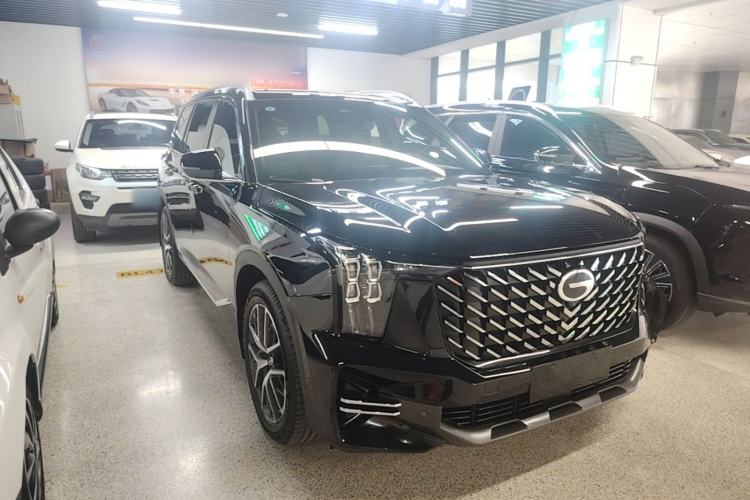 Used GAC Trumpchi GS8 2025 Linghang Series 2.0 TGDI Two-Wheel-Drive Luxury Edition 5 Seats Front Right 45 Deg