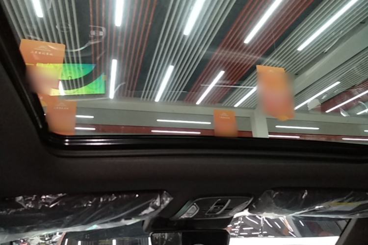 Used GAC Trumpchi GS8 2025 Linghang Series 2.0 TGDI Two-Wheel-Drive Luxury Edition 5 Seats Headliner