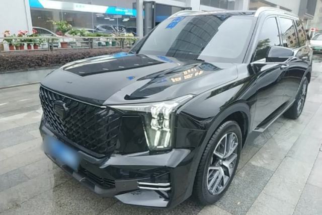 Used GAC Trumpchi GS8 2025 Linghang Series 2.0 TGDI Two-Wheel-Drive Luxury Edition 5 Seats