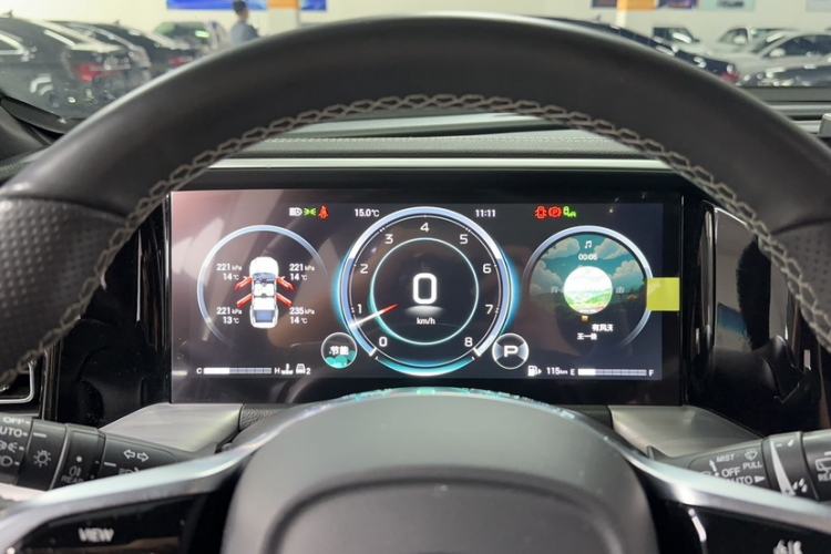Used GAC Trumpchi GS8 2025 Linghang Series 2.0 TGDI Two-Wheel-Drive Luxury Edition 5 Seats Instrument Cluster