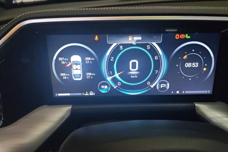 Used GAC Trumpchi GS8 2025 Linghang Series 2.0 TGDI Two-Wheel-Drive Luxury Edition 5 Seats Instrument Cluster
