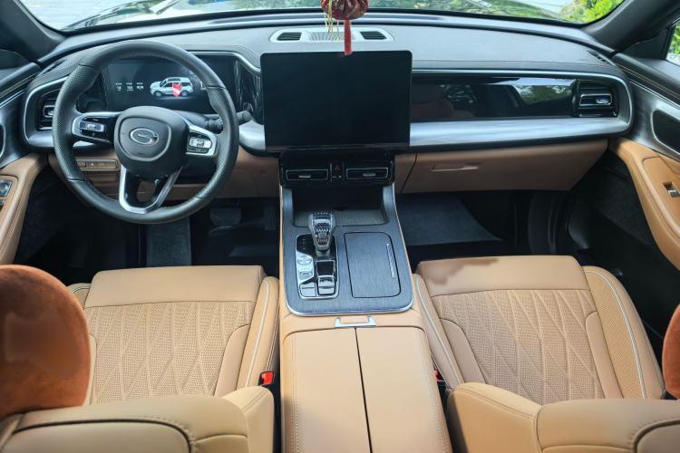 Used GAC Trumpchi GS8 2025 Linghang Series 2.0 TGDI Two-Wheel-Drive Luxury Edition 5 Seats Interior 1