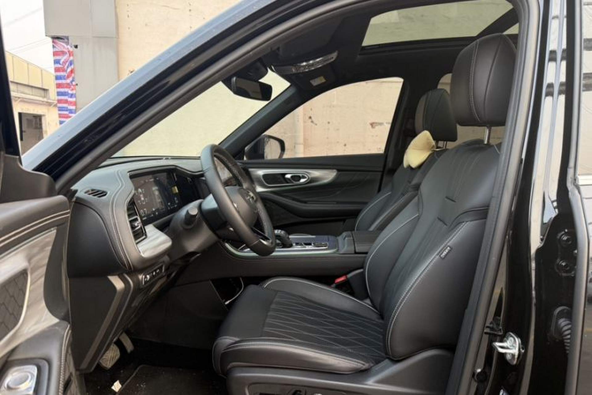 Used GAC Trumpchi GS8 2025 Linghang Series 2.0 TGDI Two-Wheel-Drive Luxury Edition 5 Seats Interior 6
