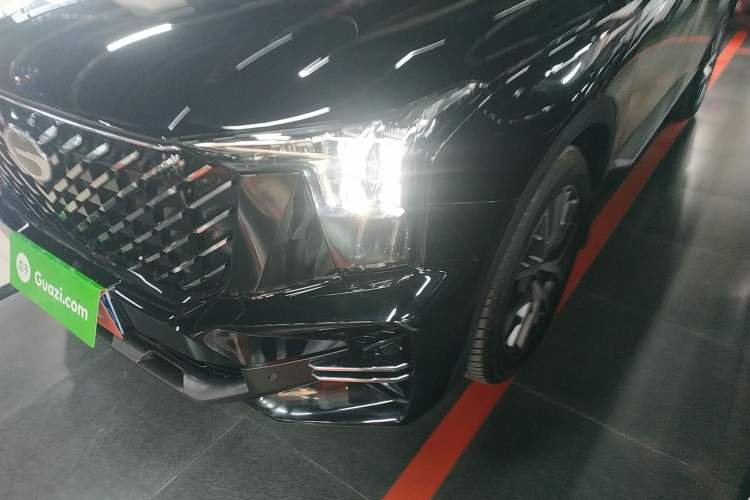 Used GAC Trumpchi GS8 2025 Linghang Series 2.0 TGDI Two-Wheel-Drive Luxury Edition 5 Seats Left Front Headlight