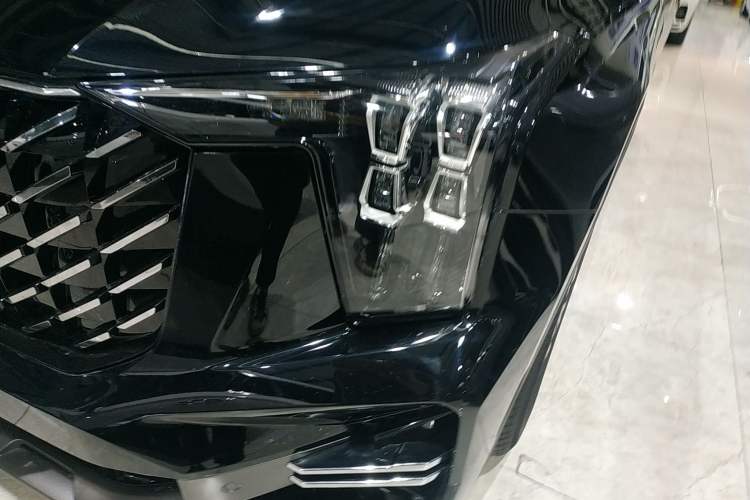 Used GAC Trumpchi GS8 2025 Linghang Series 2.0 TGDI Four-Wheel-Drive Luxury Edition 5 Seats Left Front Headlight