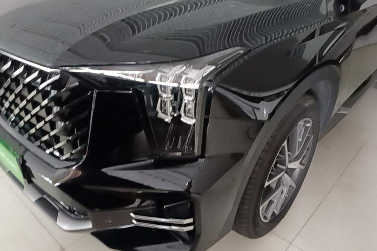 Used GAC Trumpchi GS8 2025 Linghang Series 2.0 TGDI Two-Wheel-Drive Luxury Edition 5 Seats Left Front Headlight