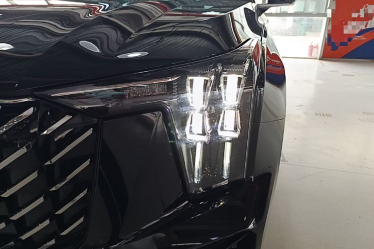 Used GAC Trumpchi GS8 2025 Linghang Series 2.0 TGDI Two-Wheel-Drive Luxury Edition 5 Seats Left Front Headlight