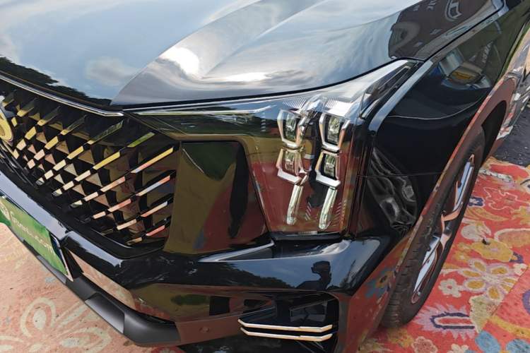 Used GAC Trumpchi GS8 2025 Linghang Series 2.0 TGDI Two-Wheel-Drive Luxury Edition 5 Seats Left Front Headlight