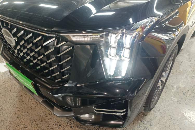 Used GAC Trumpchi GS8 2025 Linghang Series 2.0 TGDI Two-Wheel-Drive Luxury Edition 5 Seats Left Front Headlight