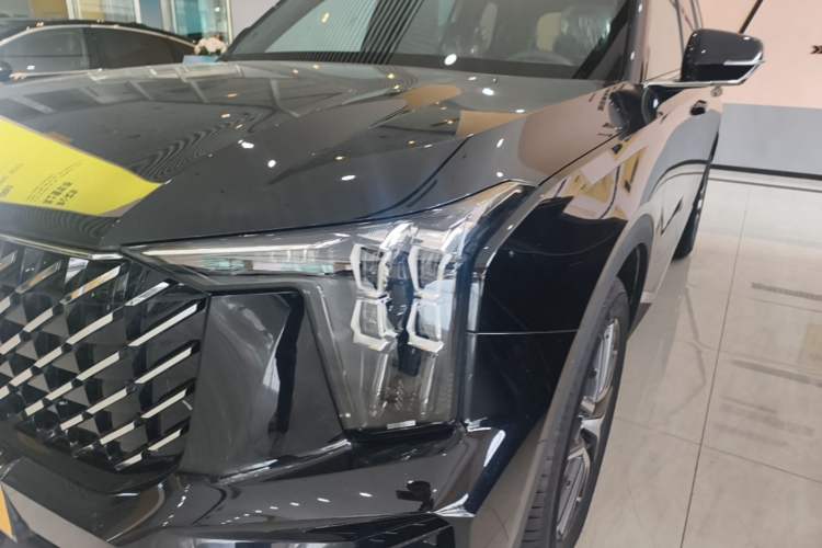 Used GAC Trumpchi GS8 2025 Linghang Series 2.0 TGDI Two-Wheel-Drive Luxury Edition 5 Seats Left Front Headlight