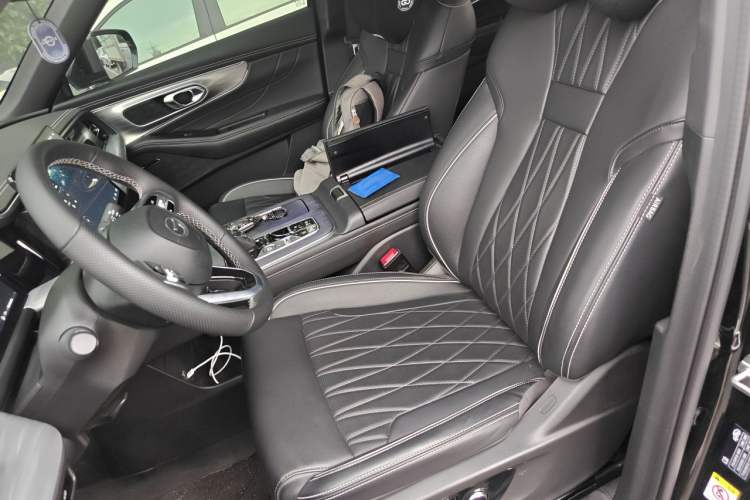 Used GAC Trumpchi GS8 2025 Linghang Series 2.0 TGDI Two-Wheel-Drive Luxury Edition 5 Seats Left Front Seat