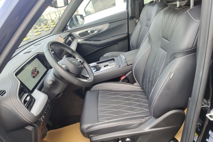 Used GAC Trumpchi GS8 2025 Linghang Series 2.0 TGDI Two-Wheel-Drive Luxury Edition 5 Seats Left Front Seat