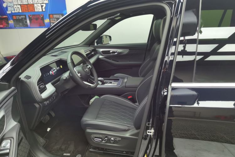 Used GAC Trumpchi GS8 2025 Linghang Series 2.0 TGDI Two-Wheel-Drive Luxury Edition 5 Seats Left Front Seat