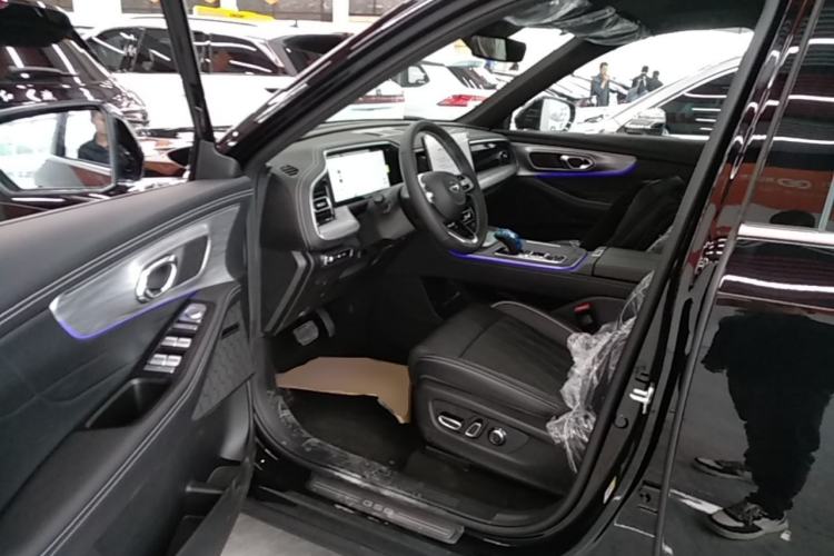 Used GAC Trumpchi GS8 2025 Linghang Series 2.0 TGDI Two-Wheel-Drive Luxury Edition 5 Seats Left Front Seat
