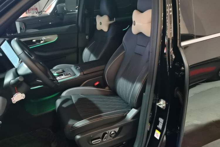 Used GAC Trumpchi GS8 2025 Linghang Series 2.0 TGDI Two-Wheel-Drive Luxury Edition 5 Seats Left Front Seat