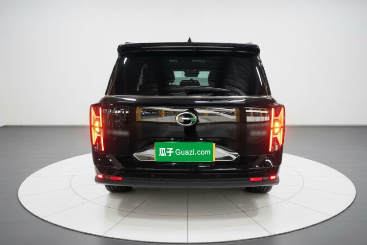 Used GAC Trumpchi GS8 2025 Linghang Series 2.0 TGDI Two-Wheel-Drive Luxury Edition 5 Seats Rear
