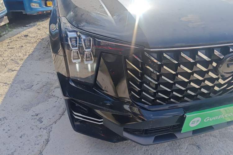 Used GAC Trumpchi GS8 2025 Linghang Series 2.0 TGDI Two-Wheel-Drive Luxury Edition 5 Seats Right Front Headlight