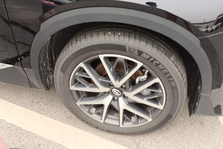 Used GAC Trumpchi GS8 2025 Linghang Series 2.0 TGDI Two-Wheel-Drive Luxury Edition 5 Seats Right Front Wheel Hub