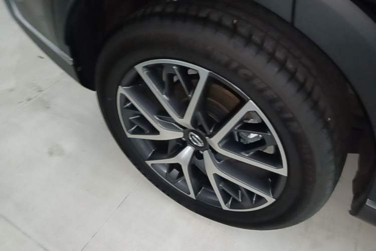 Used GAC Trumpchi GS8 2025 Linghang Series 2.0 TGDI Two-Wheel-Drive Luxury Edition 5 Seats Right Rear Wheel Hub