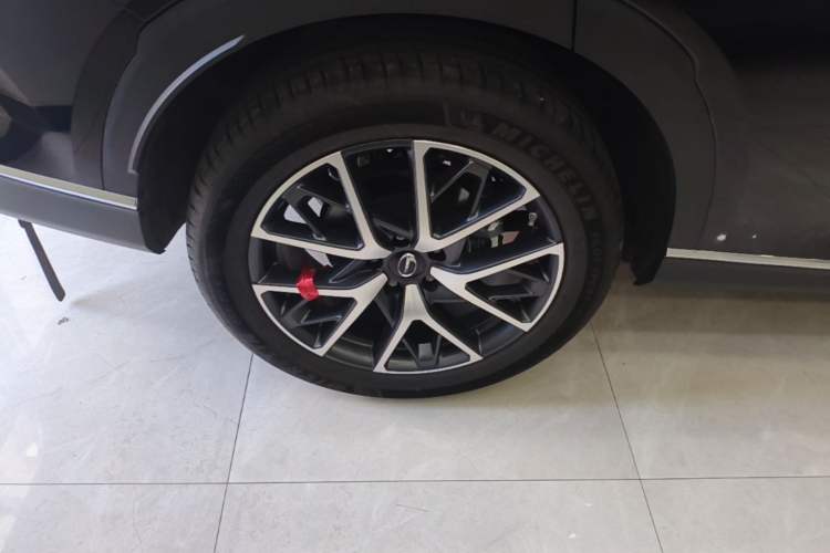 Used GAC Trumpchi GS8 2025 Linghang Series 2.0 TGDI Two-Wheel-Drive Luxury Edition 5 Seats Right Rear Wheel Hub