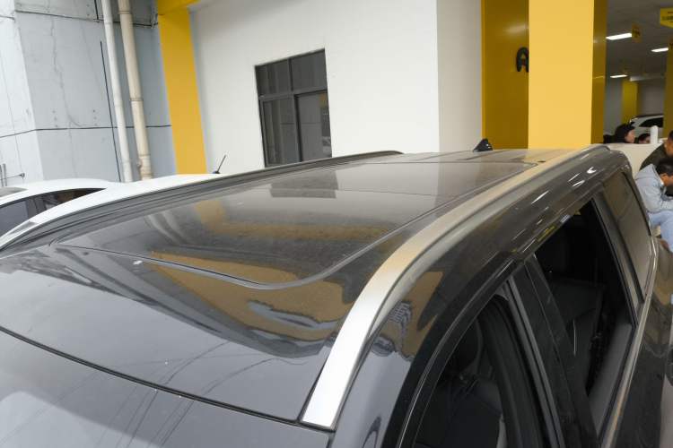 Used GAC Trumpchi GS8 2025 Linghang Series 2.0 TGDI Two-Wheel-Drive Luxury Edition 5 Seats Roof