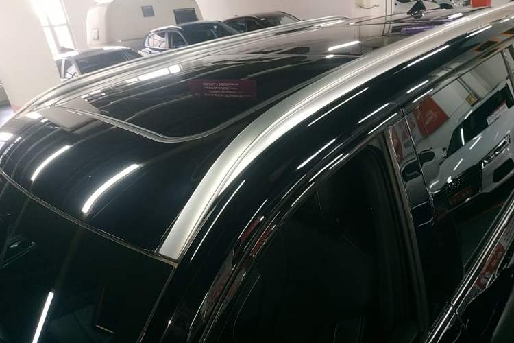 Used GAC Trumpchi GS8 2025 Linghang Series 2.0 TGDI Two-Wheel-Drive Luxury Edition 5 Seats Roof