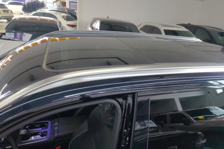 Used GAC Trumpchi GS8 2025 Linghang Series 2.0 TGDI Two-Wheel-Drive Luxury Edition 5 Seats Roof