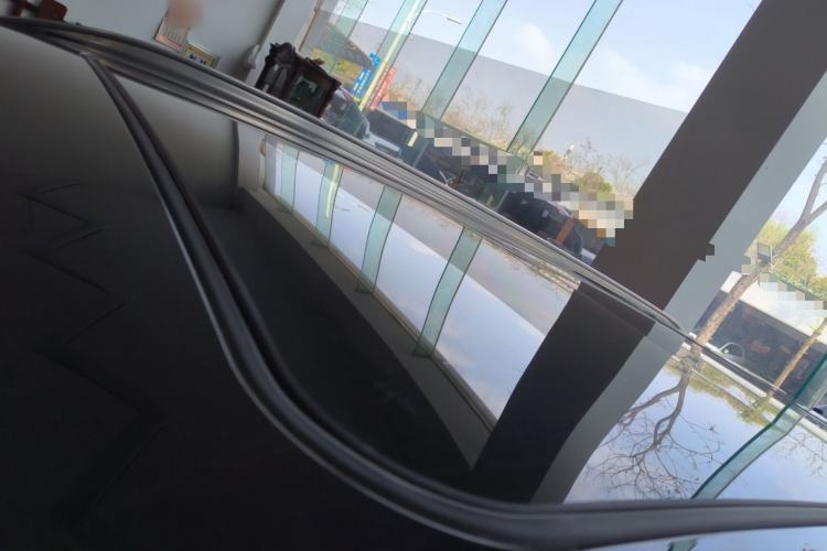 Used GAC Trumpchi GS8 2025 Linghang Series 2.0 TGDI Two-Wheel-Drive Luxury Edition 5 Seats Roof