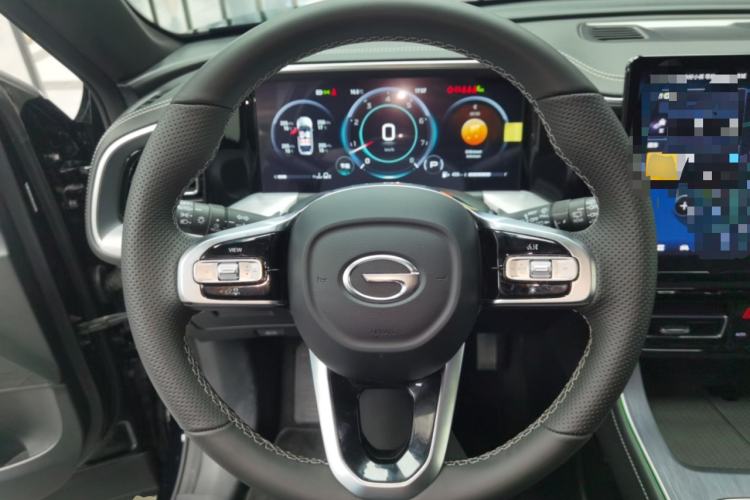 Used GAC Trumpchi GS8 2025 Linghang Series 2.0 TGDI Two-Wheel-Drive Luxury Edition 5 Seats Steering Wheel