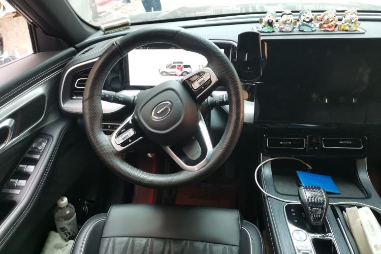 Used GAC Trumpchi GS8 2025 Linghang Series 2.0 TGDI Four-Wheel-Drive Luxury Edition 5 Seats Steering Wheel
