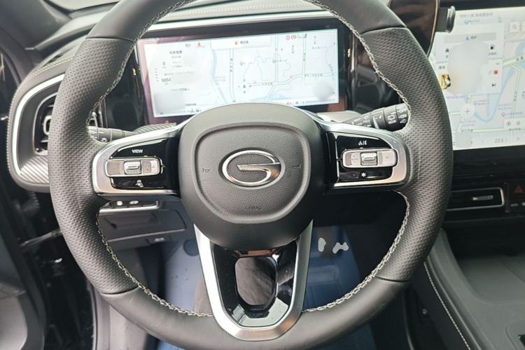 Used GAC Trumpchi GS8 2025 Linghang Series 2.0 TGDI Two-Wheel-Drive Luxury Edition 5 Seats Steering Wheel