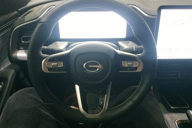 Used GAC Trumpchi GS8 2025 Linghang Series 2.0 TGDI Four-Wheel-Drive Luxury Edition 5 Seats Steering Wheel