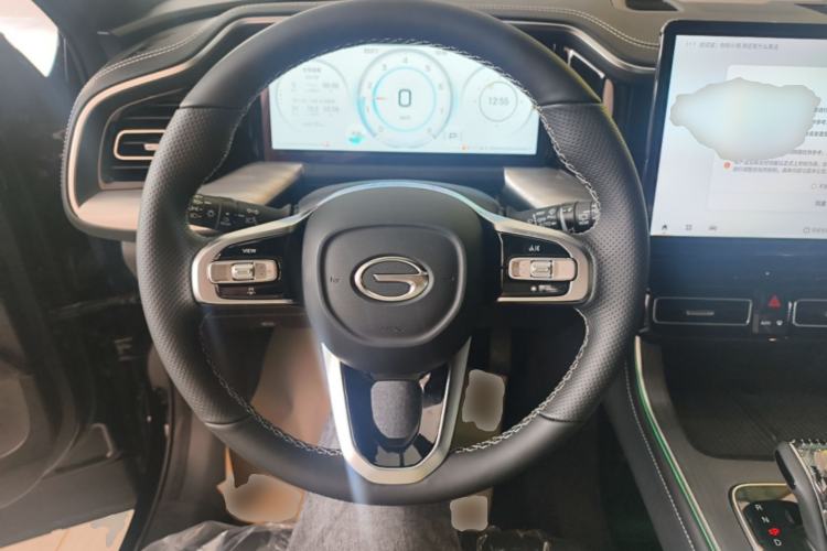 Used GAC Trumpchi GS8 2025 Linghang Series 2.0 TGDI Two-Wheel-Drive Luxury Edition 5 Seats Steering Wheel