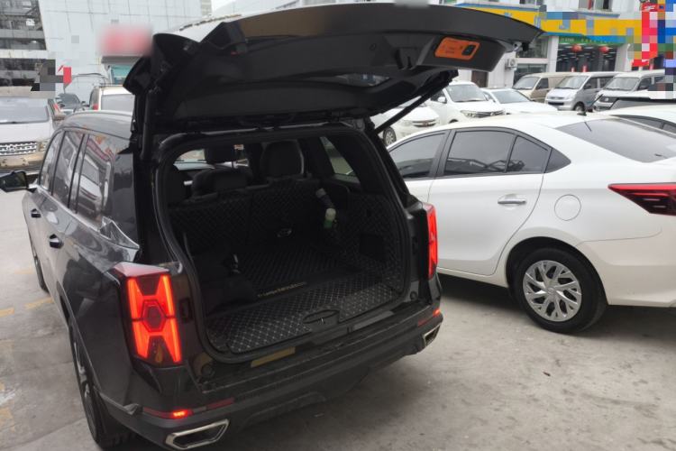 Used GAC Trumpchi GS8 2025 Linghang Series 2.0 TGDI Two-Wheel-Drive Luxury Edition 5 Seats Trunk