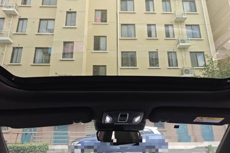 Used GAC Trumpchi GS8 2025 Linghang Series 2.0 TGDI Two-Wheel-Drive Luxury Edition 5 Seats Headliner