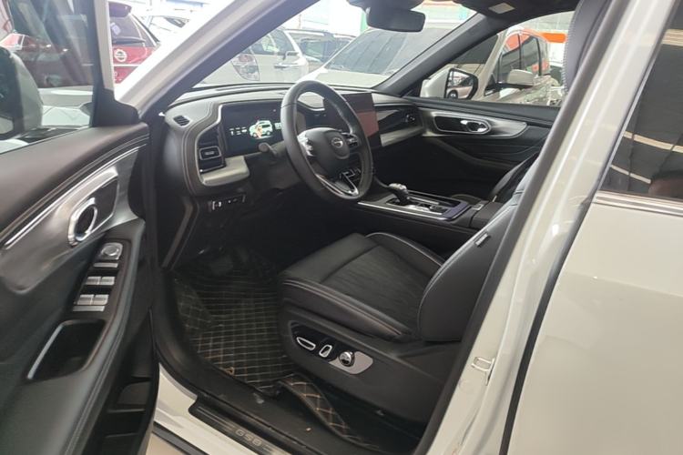 Used GAC Trumpchi GS8 2025 Linghang Series 2.0 TGDI Four-Wheel-Drive Luxury Edition 5 Seats Driver Seat