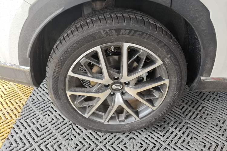 Used GAC Trumpchi GS8 2025 Linghang Series 2.0 TGDI Two-Wheel-Drive Luxury Edition 5 Seats Exterior 5