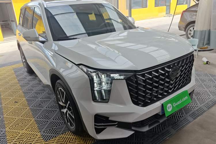 Used GAC Trumpchi GS8 2025 Linghang Series 2.0 TGDI Two-Wheel-Drive Luxury Edition 5 Seats Front Right 45 Deg