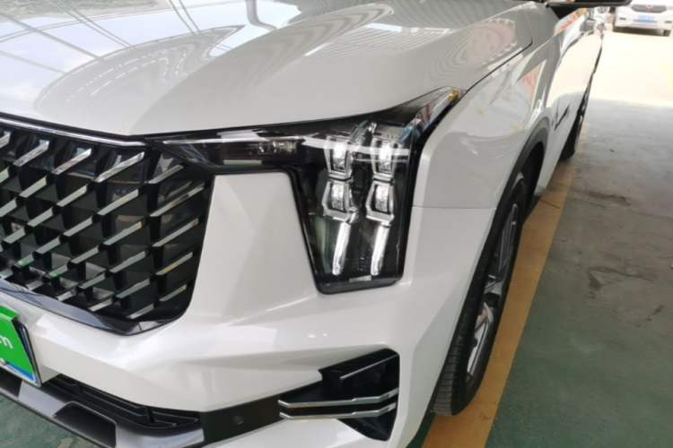 Used GAC Trumpchi GS8 2025 Linghang Series 2.0 TGDI Two-Wheel-Drive Luxury Edition 5 Seats Left Front Headlight