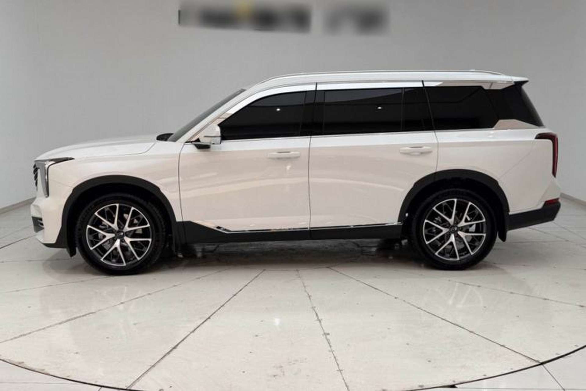 Used GAC Trumpchi GS8 2025 Linghang Series 2.0 TGDI Two-Wheel-Drive Luxury Edition 5 Seats Left Side
