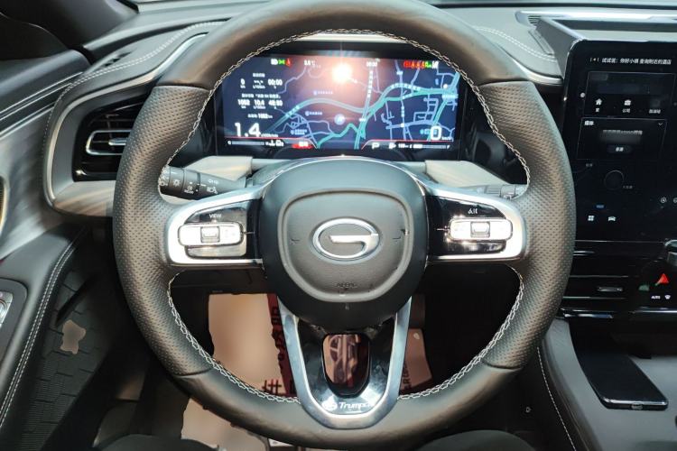 Used GAC Trumpchi GS8 2025 Linghang Series 2.0 TGDI Two-Wheel-Drive Luxury Edition 5 Seats Steering Wheel