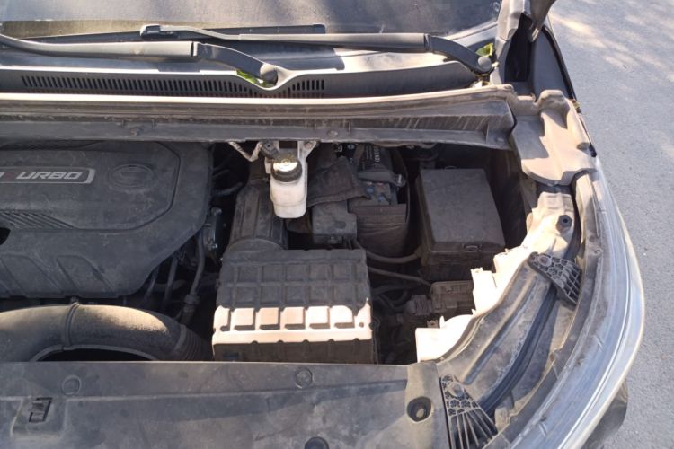 Used GAC Trumpchi M6 2021 270T DCT Elite Edition (7-seater) Engine Bay Left