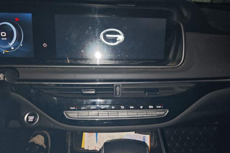 Used GAC Trumpchi M6 2019 270T DCT Prestige Edition (7-seater) China VI Audio And AC Panel