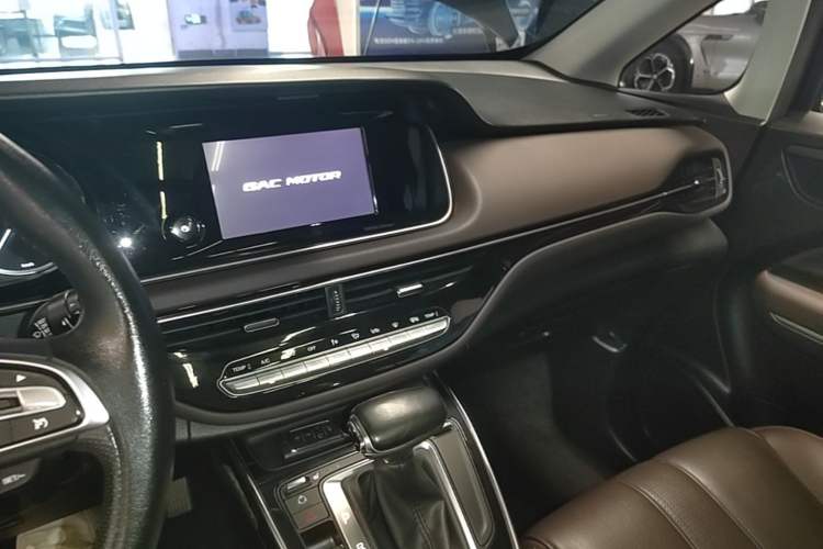 Used GAC Trumpchi M6 2019 270T DCT Luxury Edition (7-seater) China VI Audio And AC Panel