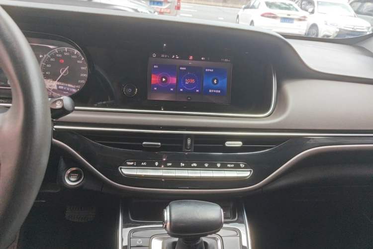 Used GAC Trumpchi M6 2019 270T DCT Luxury Edition (7-seater) China VI Audio And AC Panel