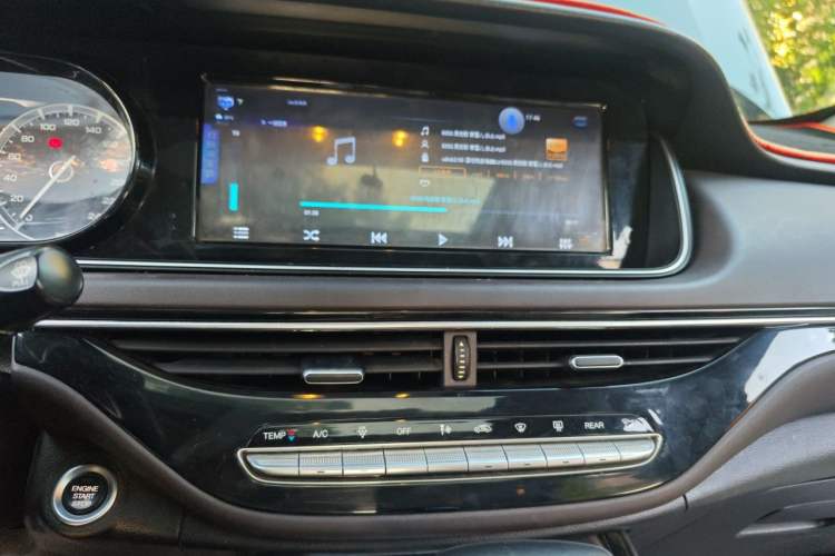 Used GAC Trumpchi M6 2019 270T DCT Luxury Edition (7-seater) China VI Audio And AC Panel