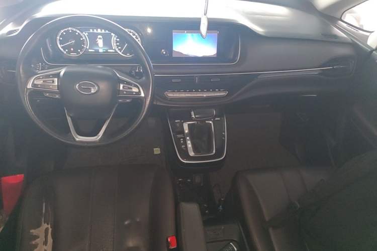 Used GAC Trumpchi M6 2019 270T Automatic Luxury Edition (7-seater) China V Standard Center Console