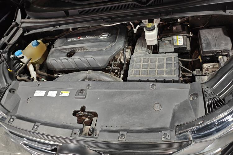 Used GAC Trumpchi M6 2019 270T Automatic Luxury Edition (6-seater) - China V Standard Engine Bay