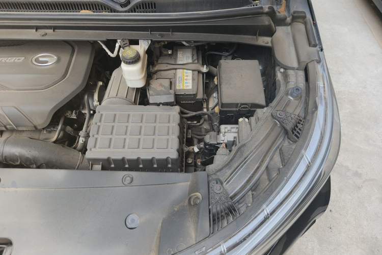 Used GAC Trumpchi M6 2019 270T Automatic Prestige Edition (6-seater) China V standard Engine Bay Left